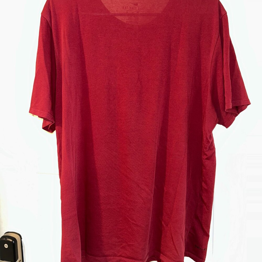 T-shirt - Picture 2 of 2